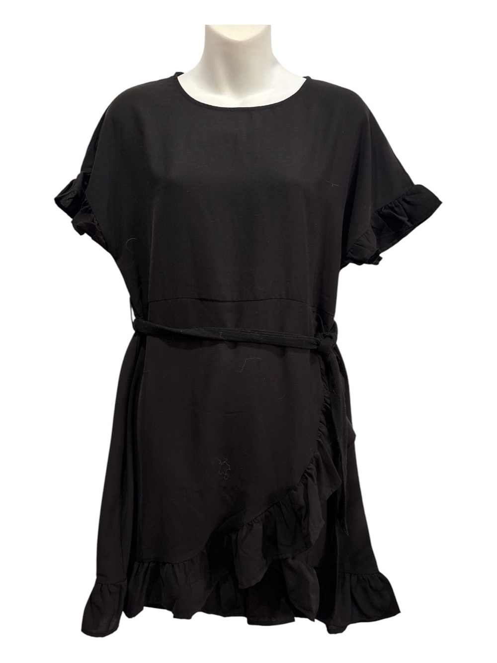 Women's Black Ruffle  Midi Dress size large  perfect for that dress up event
